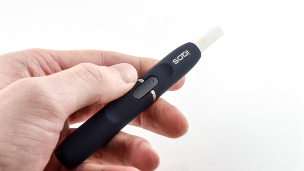 菲利普莫里斯 (PM) 的 IQOS 加熱煙產品
